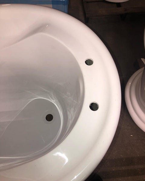 Japanese Style Acrylic Freestanding Tub